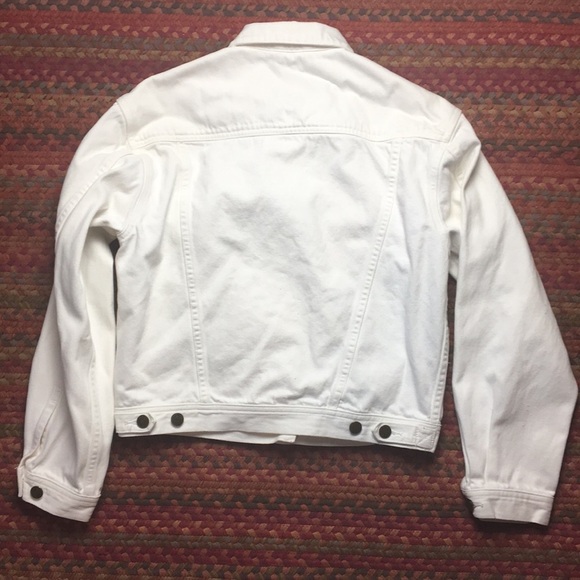 WHITE DENIM EDDIE BAUER CATALOGUE BUTTON UP JEAN JACKET - Picture 5 of 5